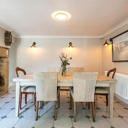 The Belle - A Lovingly Converted Grade II Listed Home From Home In Bakewell Exterior photo